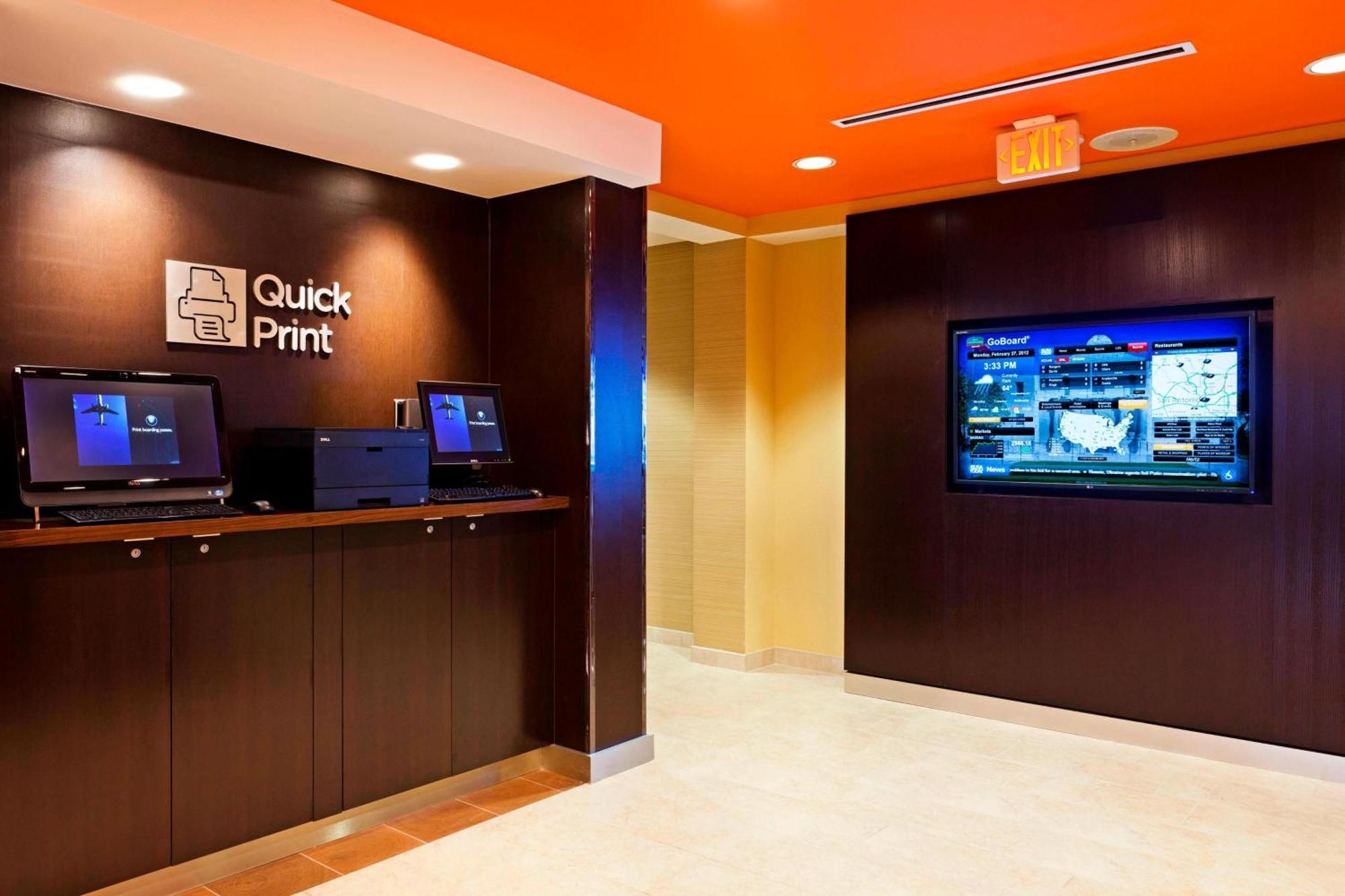 Courtyard By Marriott San Antonio Airport/North Star Mall Létesítmények fotó