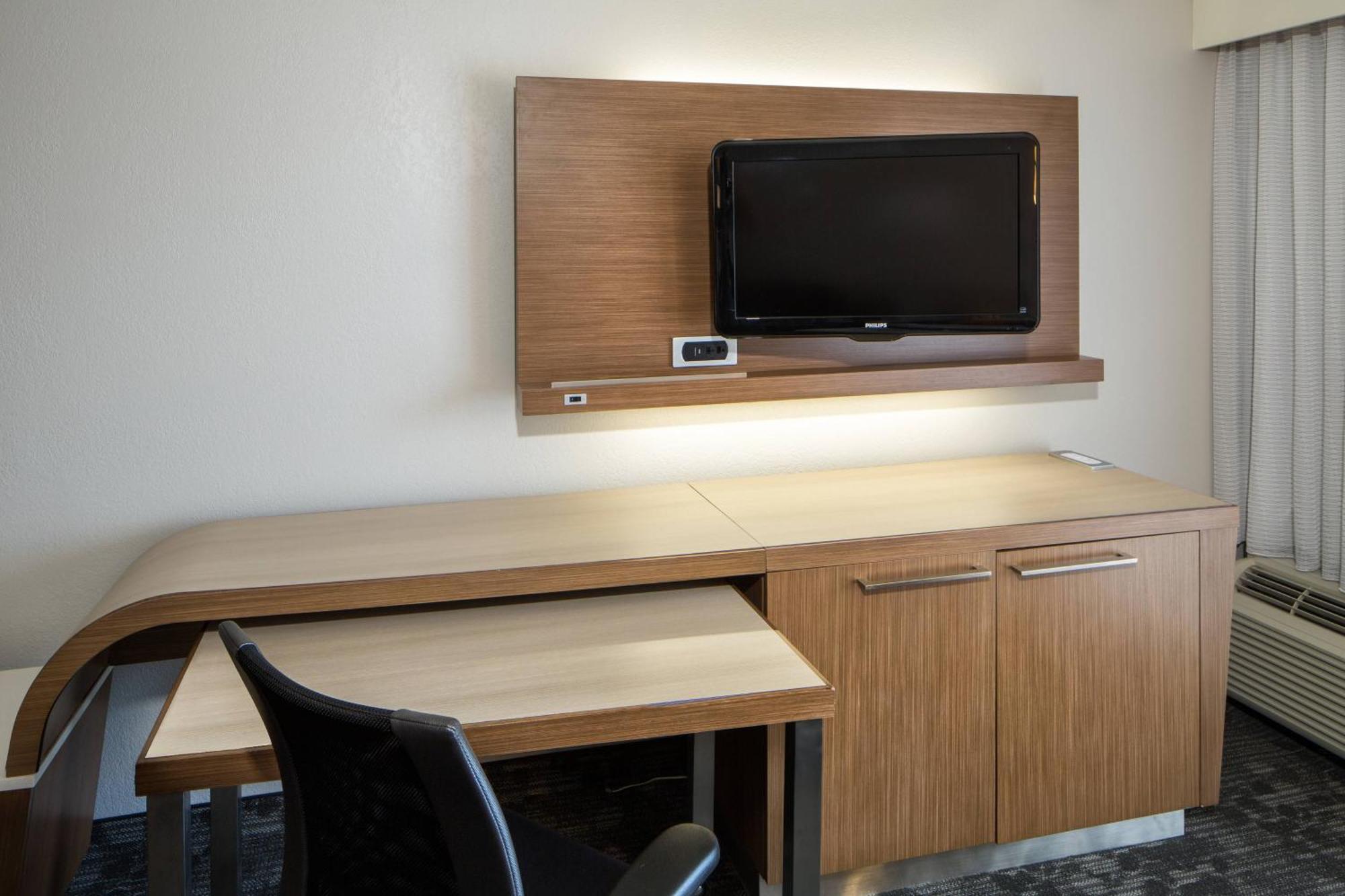 Courtyard By Marriott San Antonio Airport/North Star Mall Kültér fotó